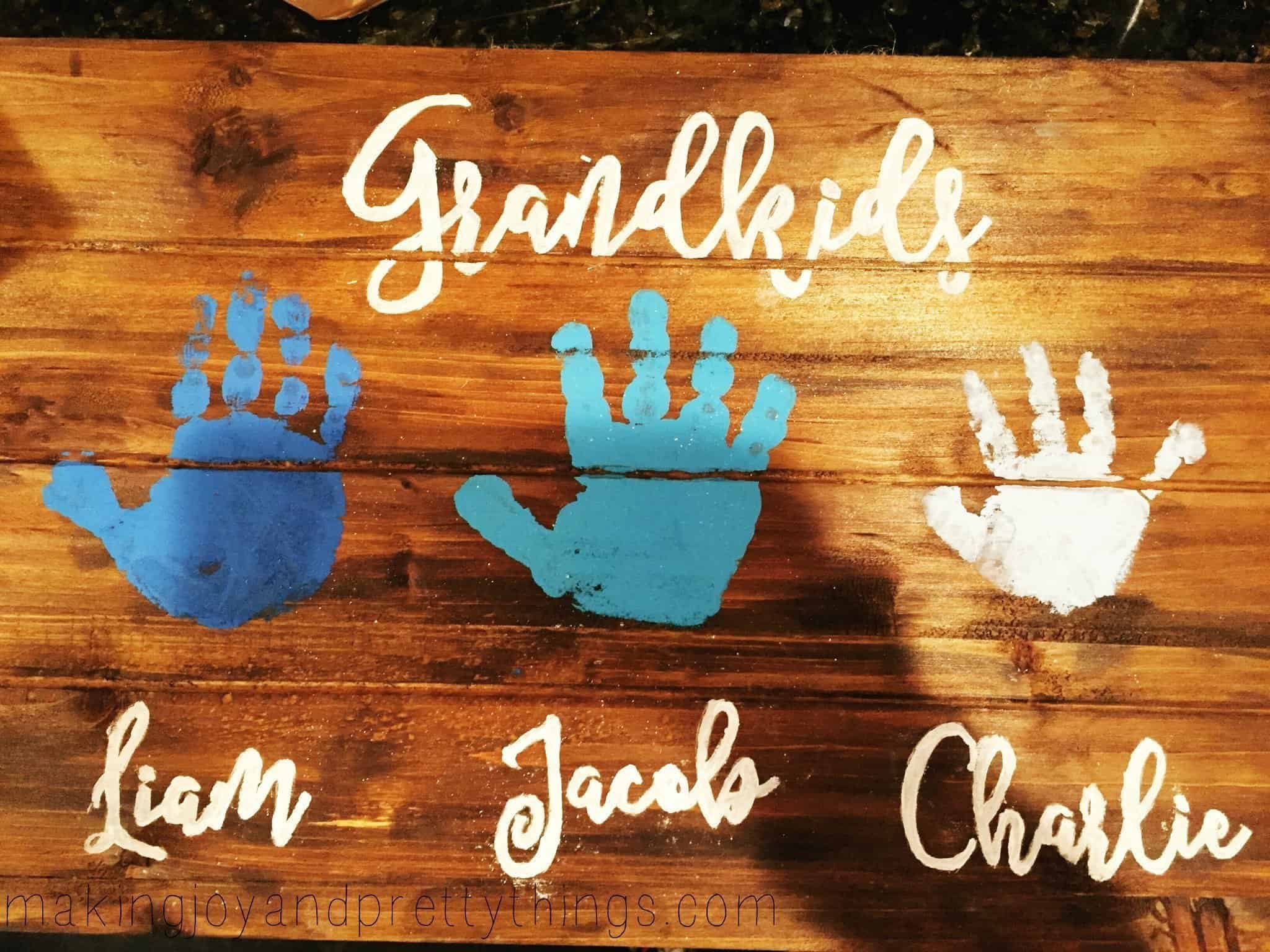 Quick and easy DIY handprint art perfect for grandparents and Mother's Day!