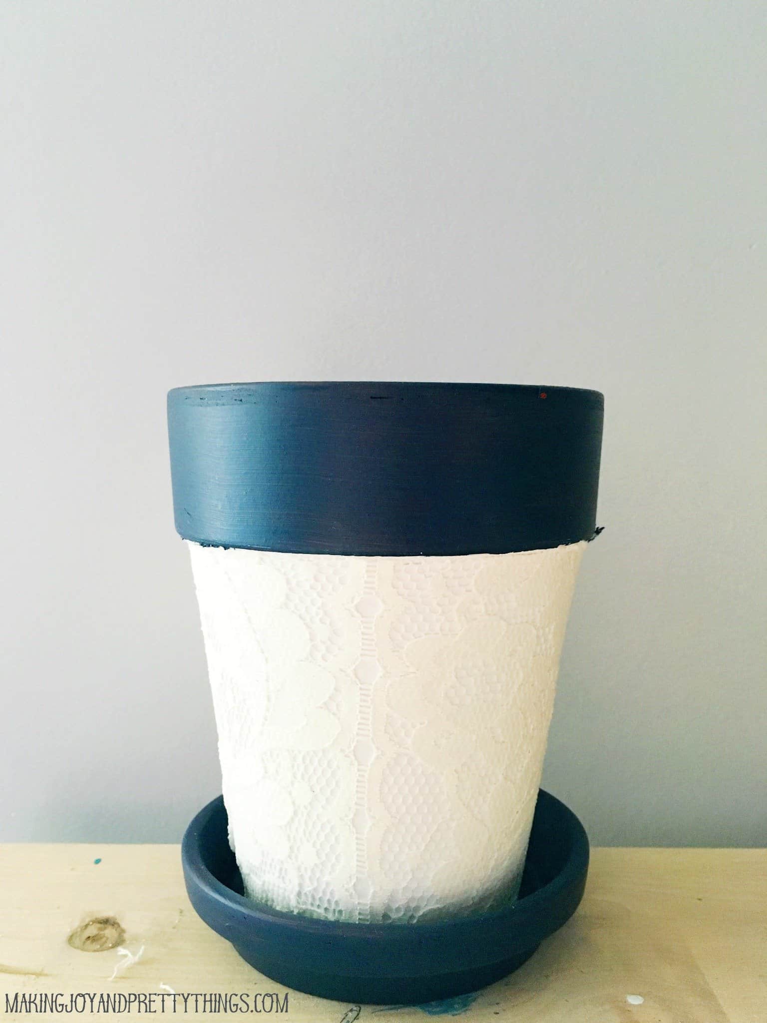 DIY Lace Covered Pot perfect to add to your farmhouse decor, would also make a great diy gift. Easy and inexpensive DIY.