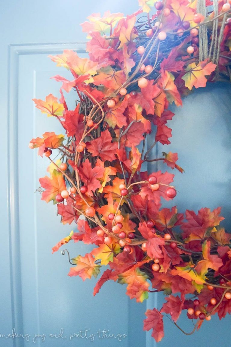 DIY Traditional Fall Wreath