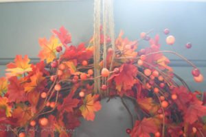 https://www.makingjoyandprettythings.com/diy-traditional-fall-wreath/