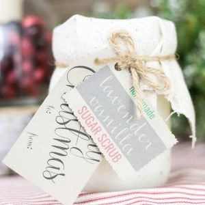 mason jar sugar scrub | 12 Days of Craftmas | DIY Gifts | Crafty Gifts | Christmas Gifts DIY | Gift Ideas | DIY Christmas Gifts