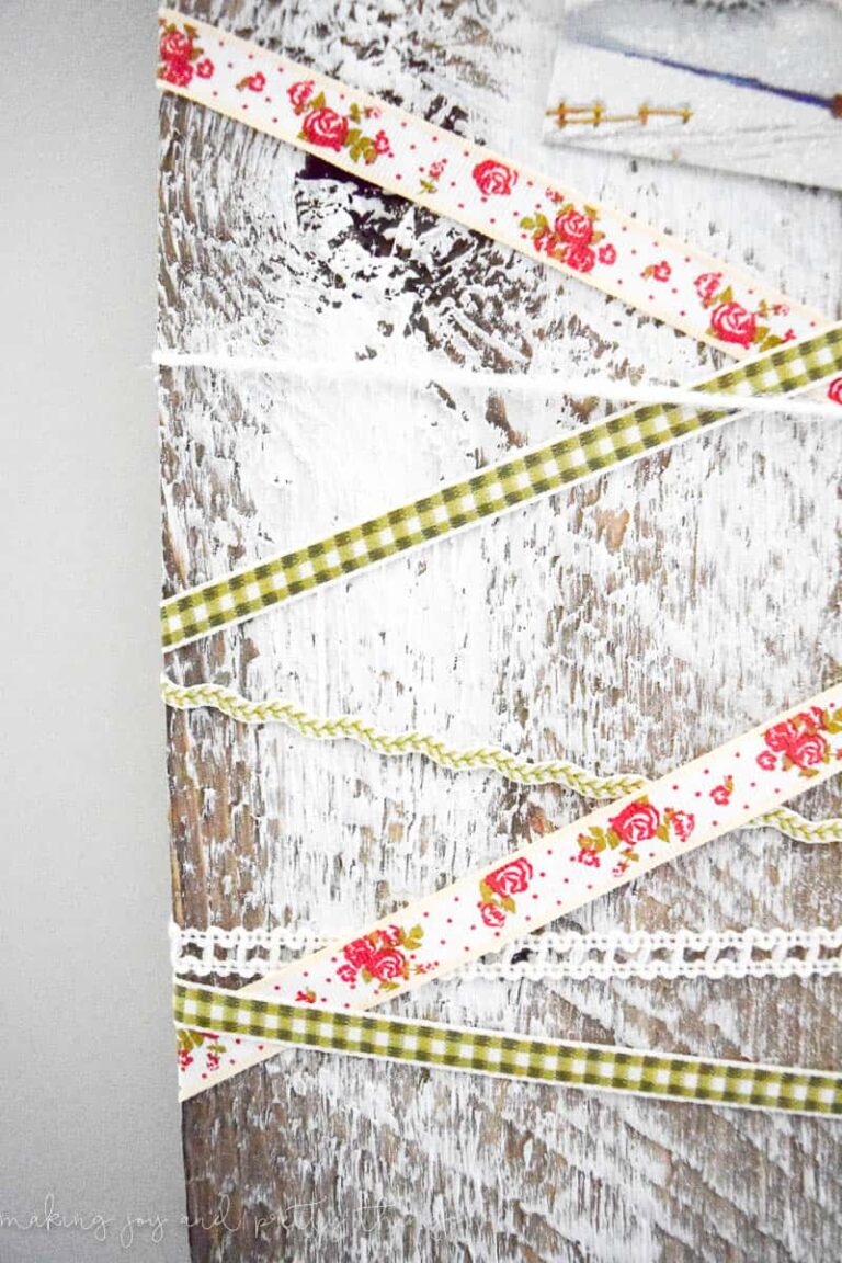 farmhouse style | farmhouse deocr | farmhouse christmas | rustic christmas card holder | farmhouse
