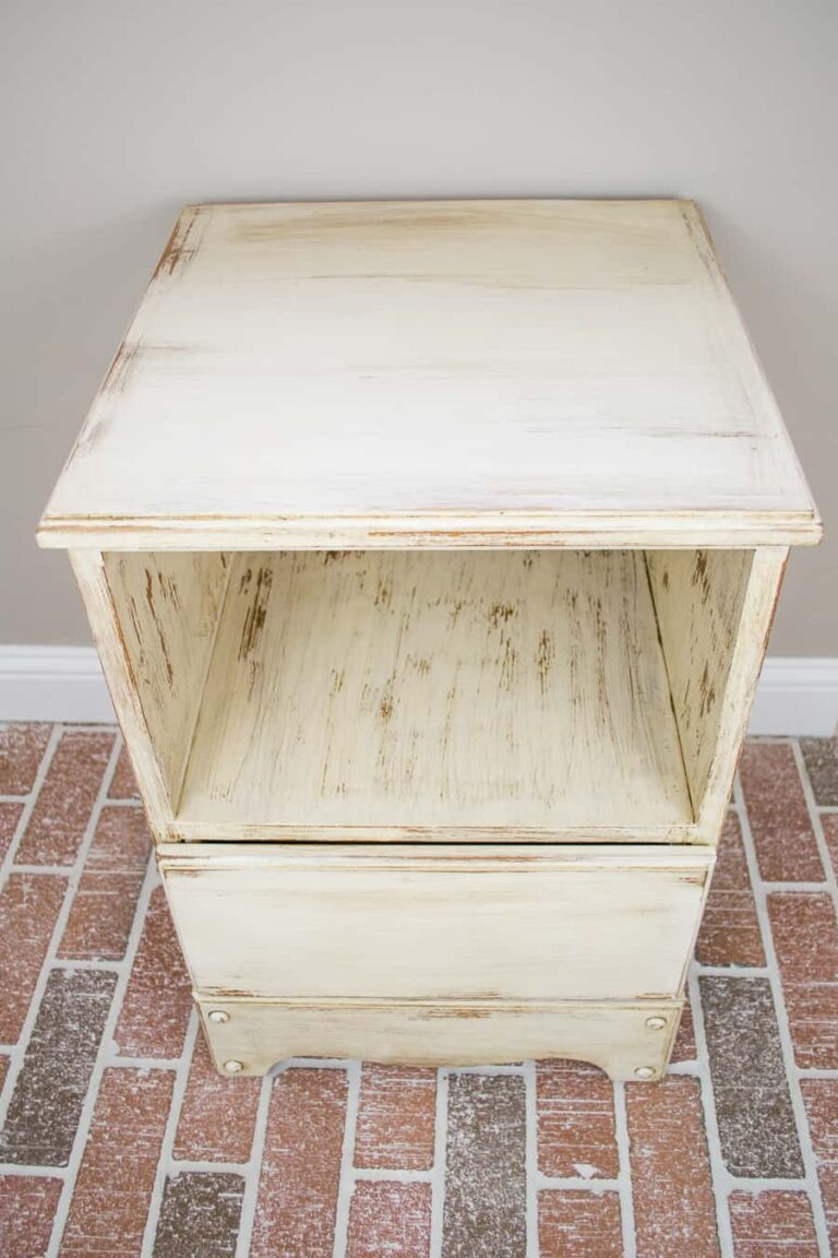 Side Table Makeover: How to Distress Furniture with Chalk Paint