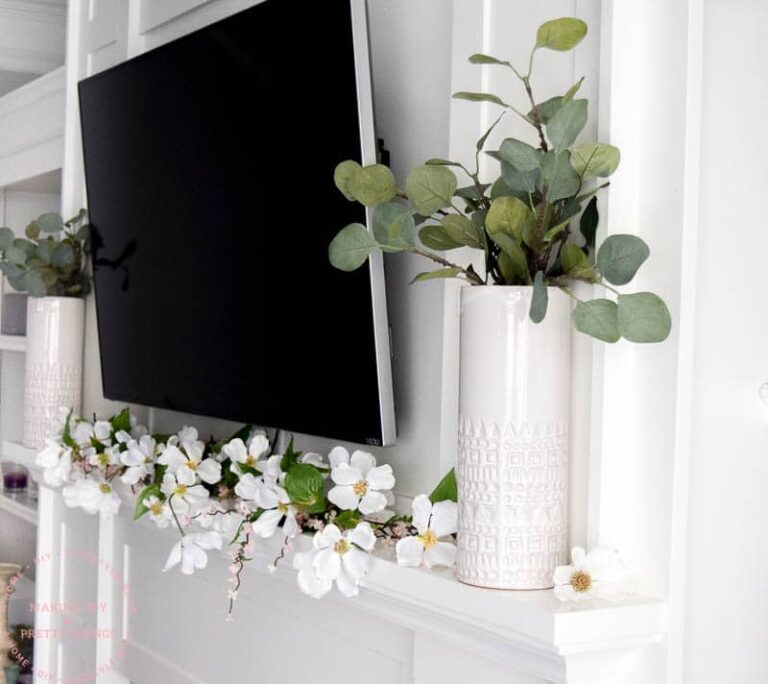 spring mantle | spring mantle decor | spring decor | mantle decorating ideas | mantle decor with TV | spring ideas | farmhouse spring decor | farmhouse spring mantle