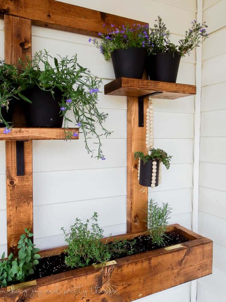 https://www.makingjoyandprettythings.com/wp-content/uploads/2017/06/hanging-herb-garden-planter-2x4-challenge-5-1-735x980.jpg