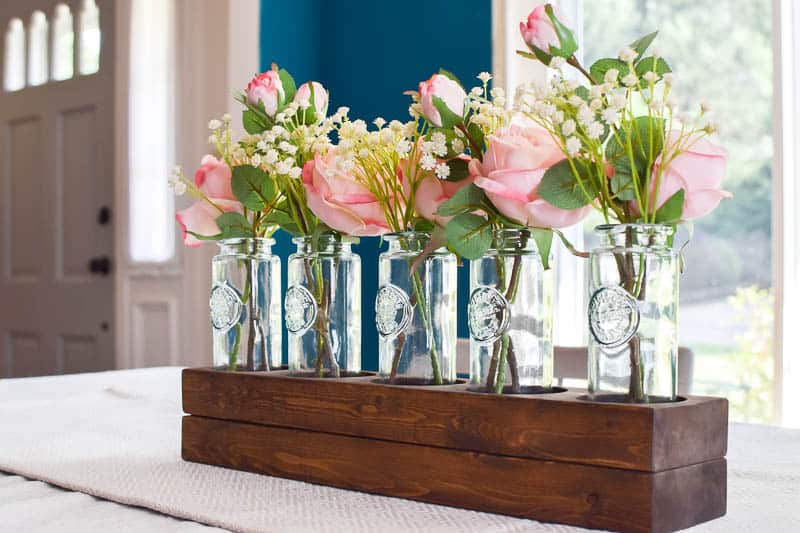Get inspired to do your own DIY wood centerpiece with this tutorial you'll be happy with the final look