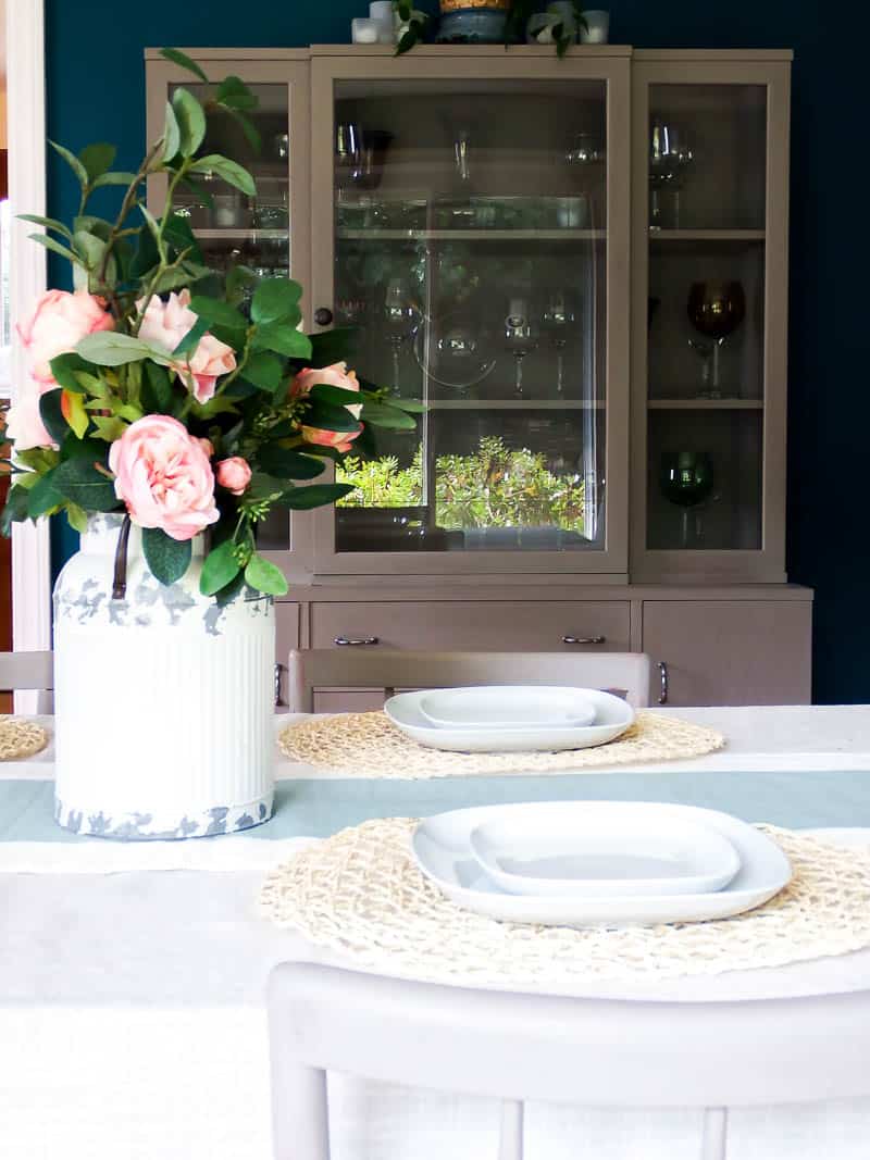 farmhouse vintage milk jug flower arrangement5 Making Joy and Pretty