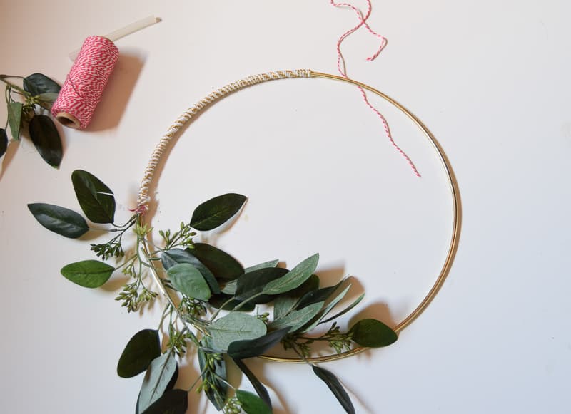 Beautiful minimalist wreath for front door is a perfect wreath for after christmas