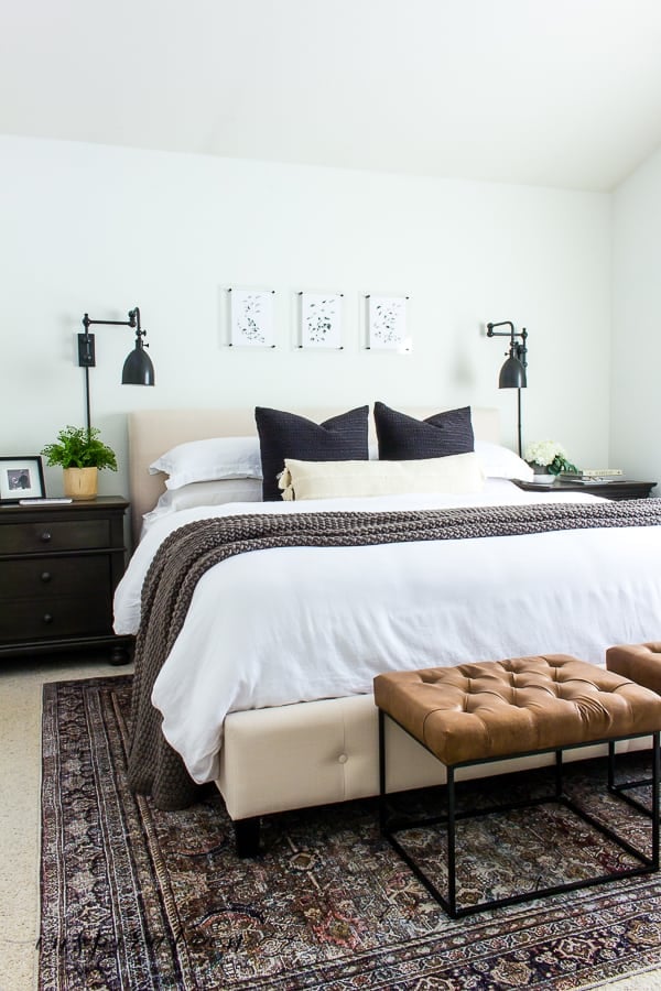 24+ Modern Master Bedroom Ideas