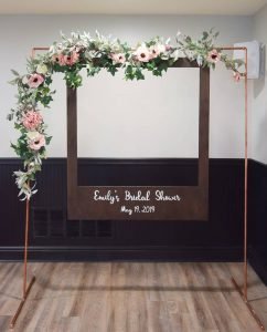 diy oversized polaroid photo booth | diy wedding | wedding ideas | diy projects | bridal shower | birthday party | wedding diy ideas | photo booth | diy photo booth | diy polaroid