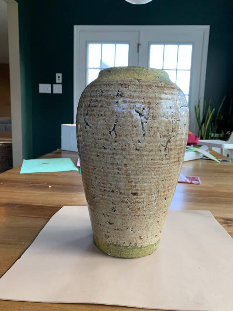 This large vintage vase is a gorgeous piece of pottery! Learn how I turned this vintage vase into a piece of DIY aged black pottery in just a few steps.